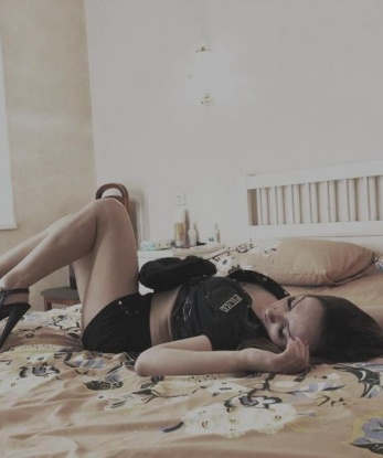 💋 Я искусная любовница, которая знает, как порадовать мужчину. У меня есть коварный взгляд и утонченный стиль для завоевания твоего сердца. 💃 Я проживаю в Москве и здесь я знаю все тайные места, где мы можем провести время наедине. Моя стройная фигура, нежная кожа и грудь размера 3 оставят в тебе незабываемые впечатления. 💦 Мои услуги включают классический секс, оральный секс и ласки, а также ролевые игры и фетиш. 💥 Я готова исполнить все твои фантазии и удовлетворить тебя до конца. Дай мне шанс показать тебе, что я та, кого ты искал! 😉 Фото и отзывы доступны по запросу. Не теряй времени, напиши мне прямо сейчас! 💕 Светлана